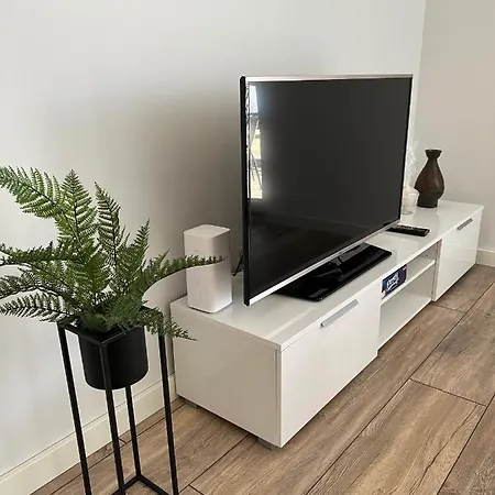 Promenade Apartment *
